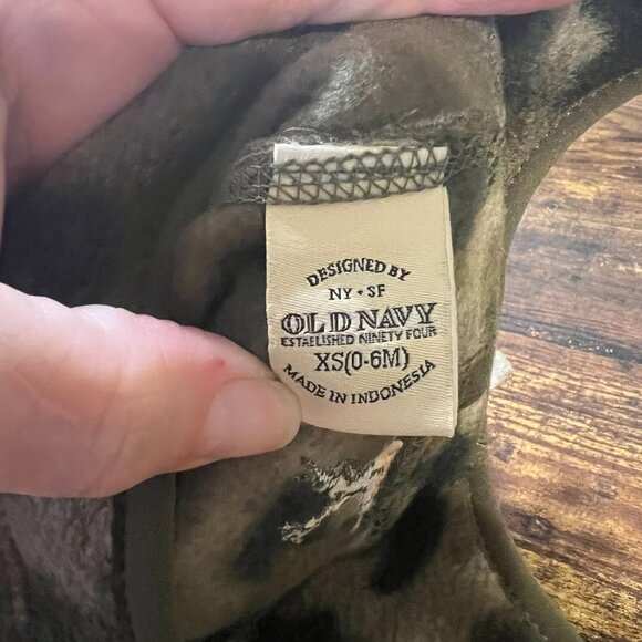 Share Lot of 4 Infant Winter Hats – Old Navy XS & Newborn, Baby Gap 0–6 MO - Picture 4 of 13